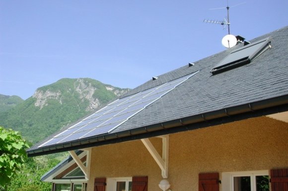 Installation de panneaux photovoltaïques pour maison Chambéry